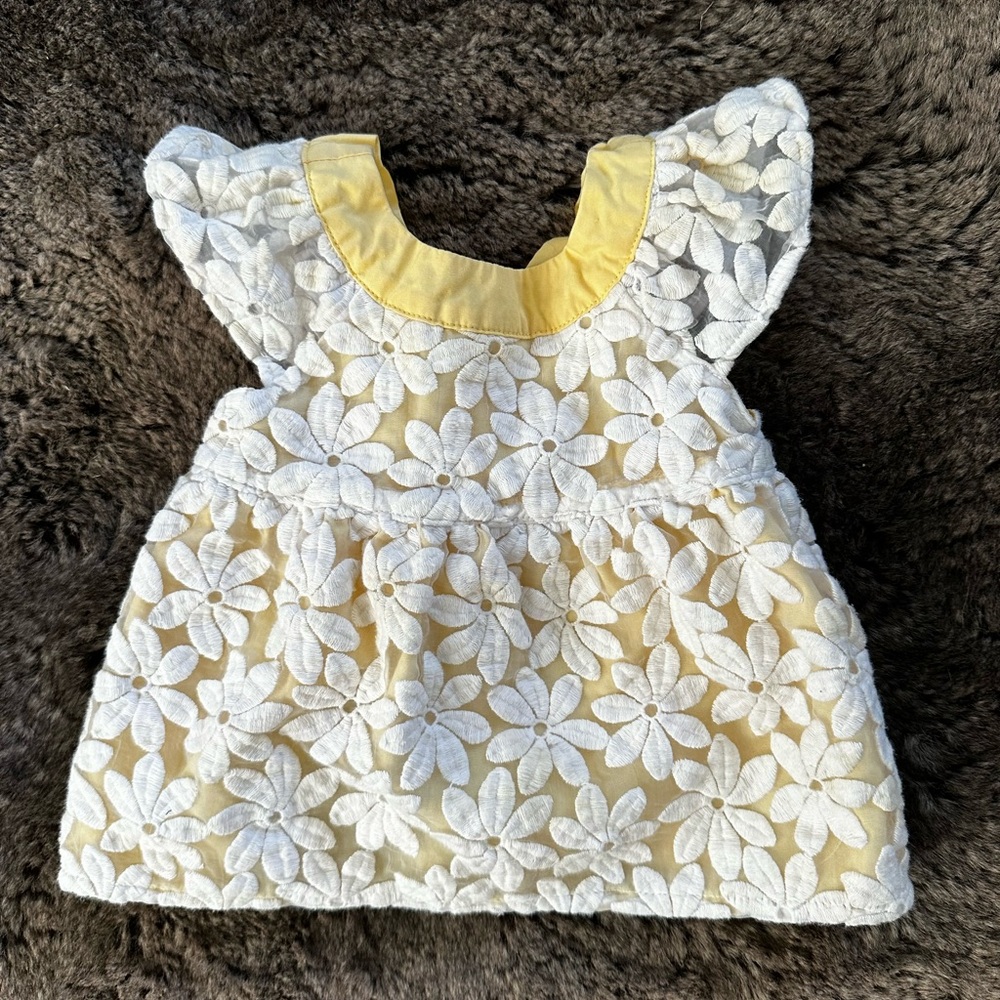 Gymboree floral top